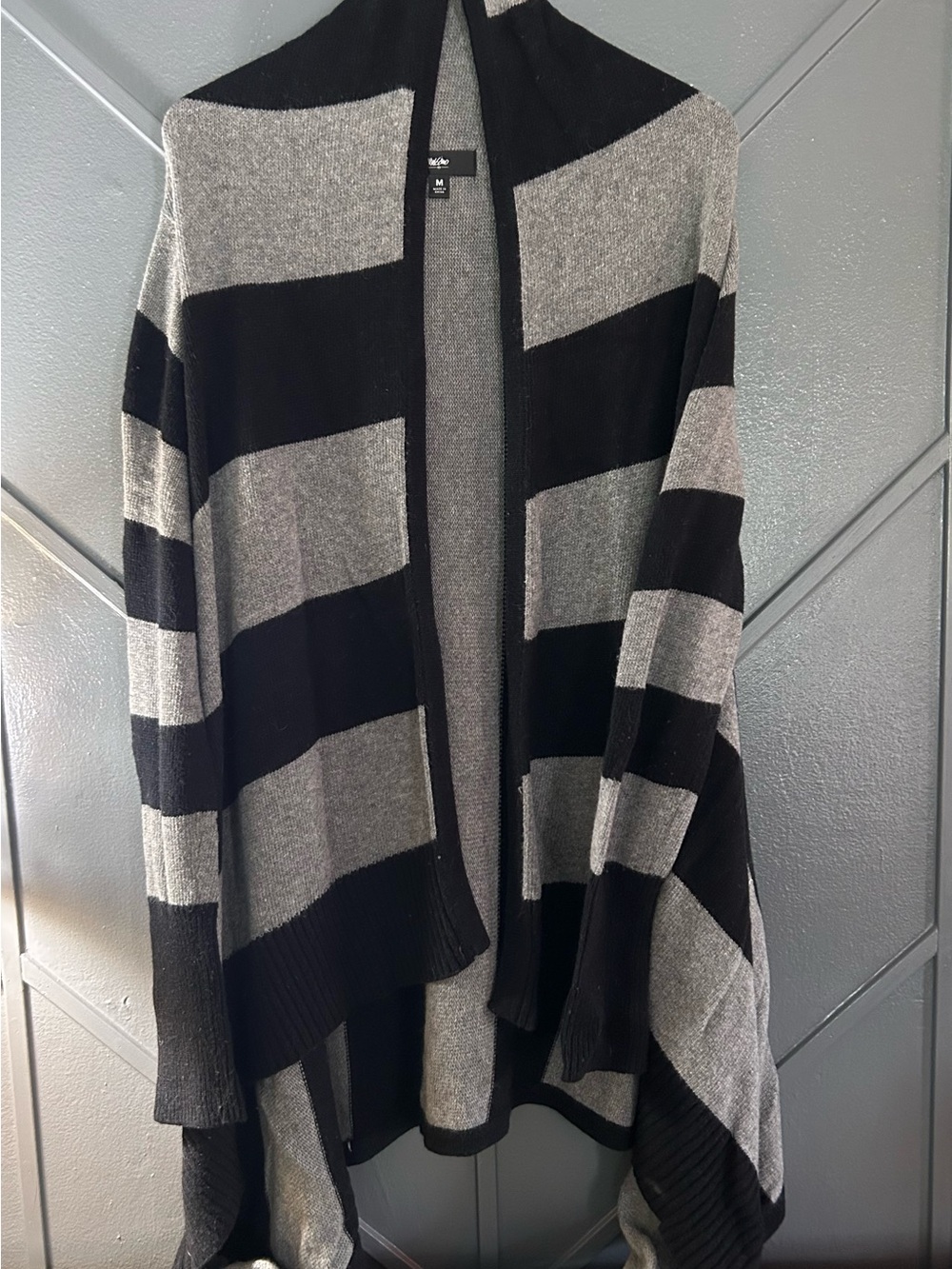 Mossimo Supply Co. Black & Gray Striped Open-Front Kimono Open Front Cardigan
